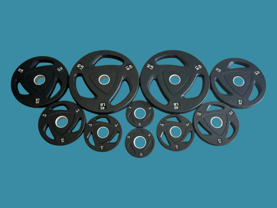 Ensemble neuf incluant barre olympique polyvalente Atlantis avec 175lbs de plaques Tri Grip Prenium et collets à verrpouillage hexagonal