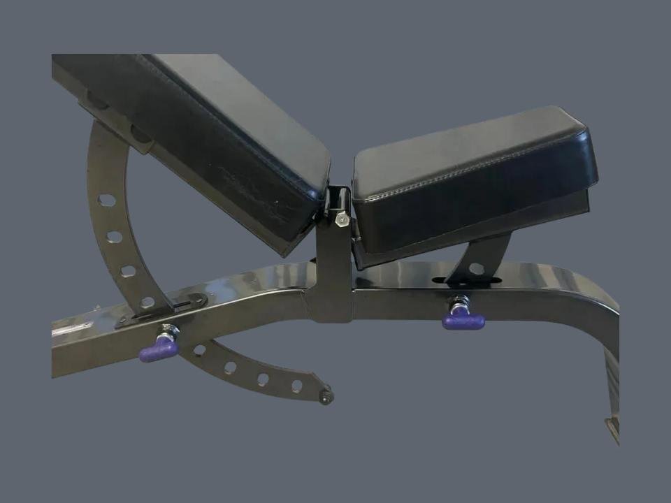 "Bench Press" Banc ajustable inclinable et déclinable Stealth Northern Lights comme neuf
