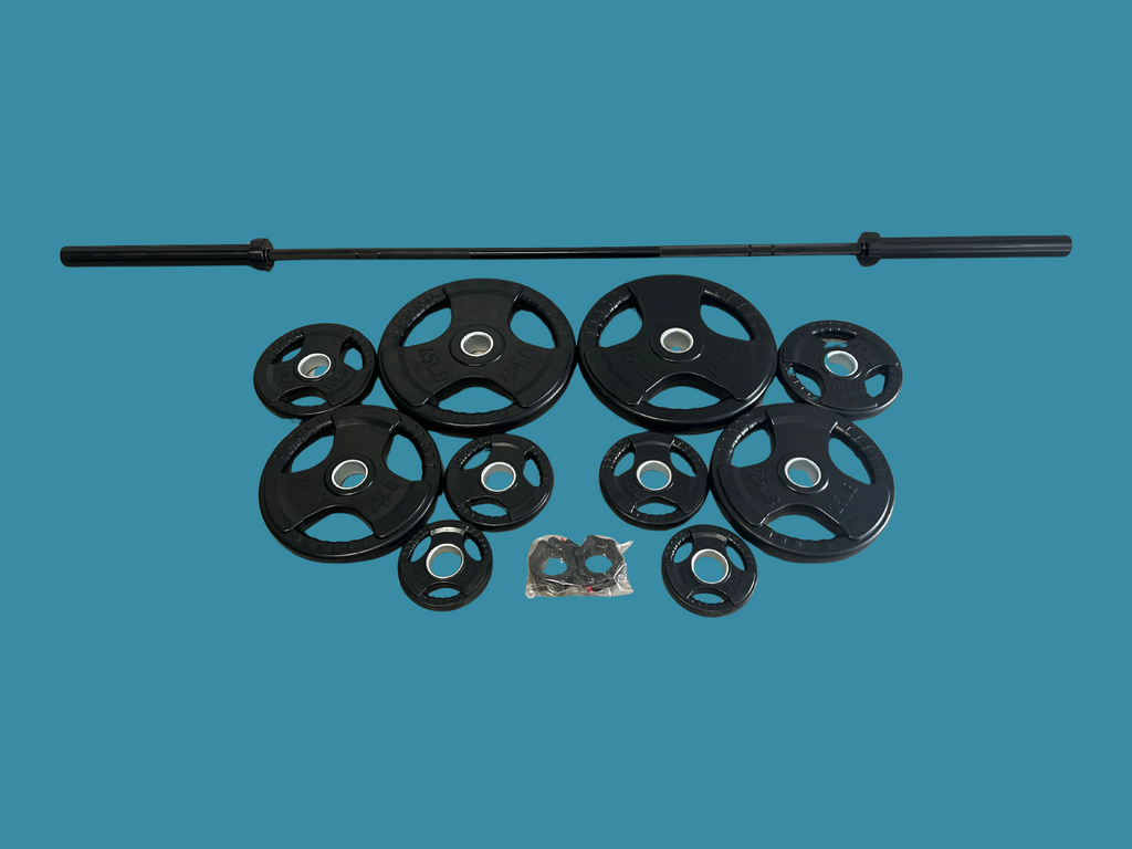 Ensemble neuf incluant barre de 7 pieds chrome noir testée 700 lbs + 175lbs de plaques Tri Grip classiques et collets