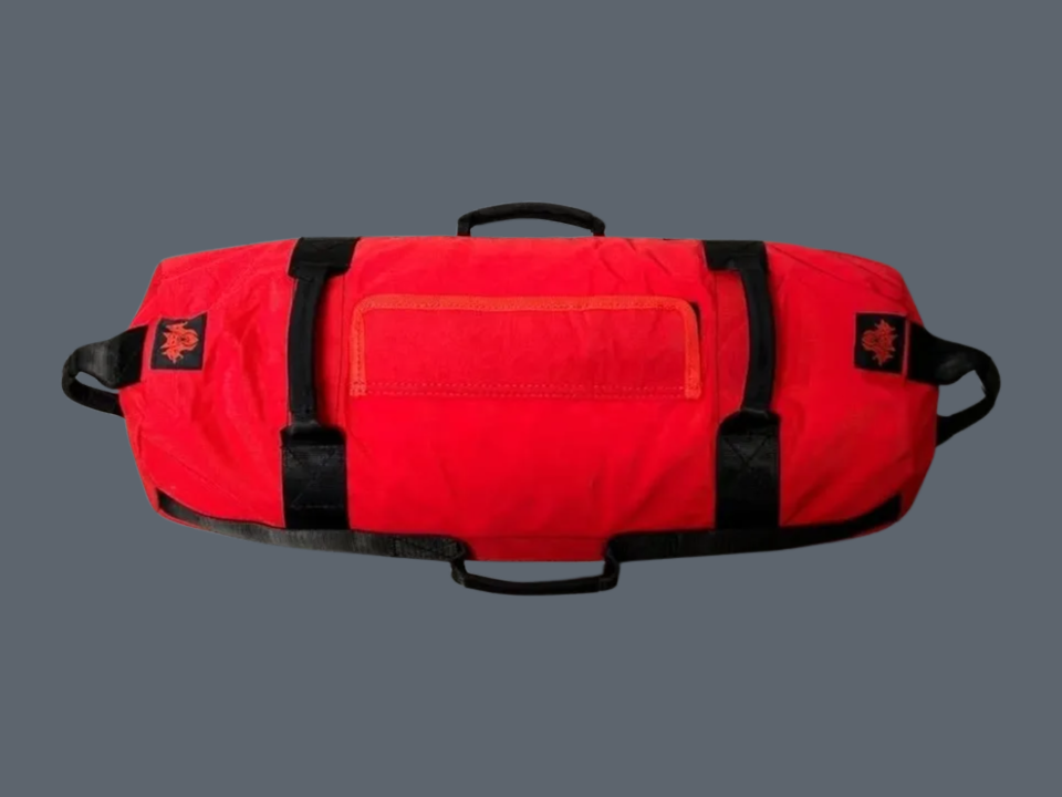 Sac d'entraînement versatile Cerberus de 66lbs / 30kg, remplis au maximum, comme neuf